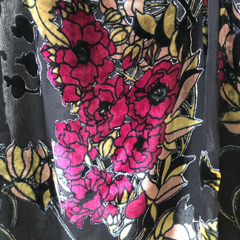 Stone Cold Fox Jagger Bells - Picture 2 of 12